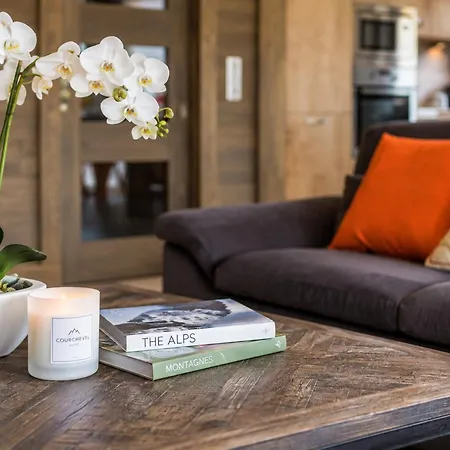 Renove 100m², Terrasse Sud, Parking Couvert, In-ski Out, 3 Chambres, 6 Pers - Fr-1-575-133 Apartment Courchevel